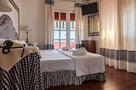 Family Room with Sea View