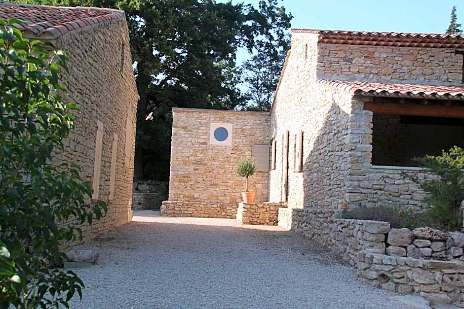 Le Hameau Fleur de Pierres , Chambre , Gite et Table d'Hôtes