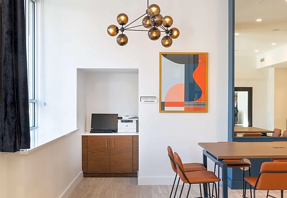 Hilton Garden Inn Flint Downtown