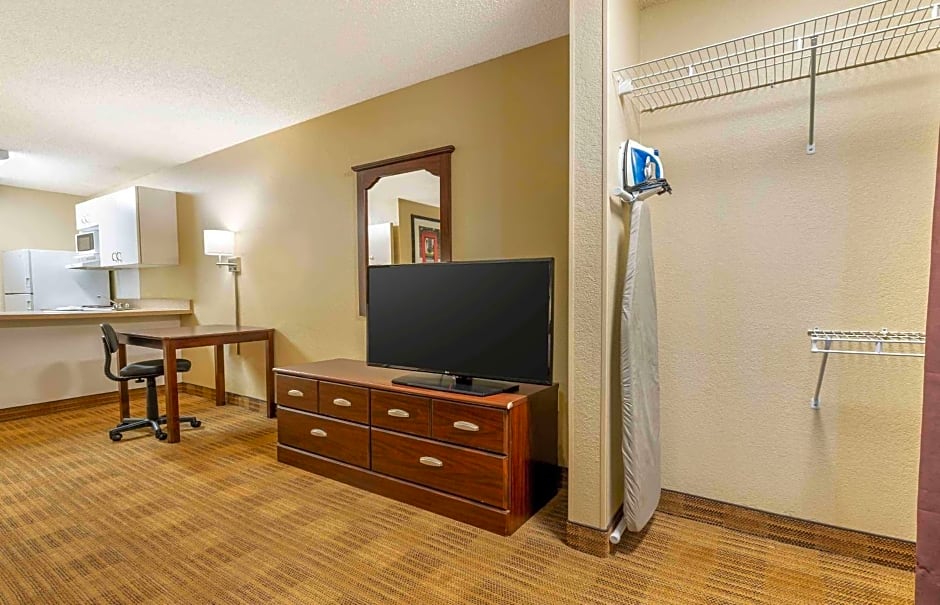 Extended Stay America Suites - Indianapolis - Airport