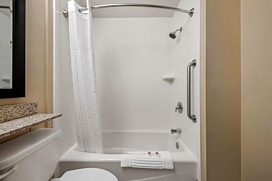 Comfort Inn & Suites Salinas City Center Area