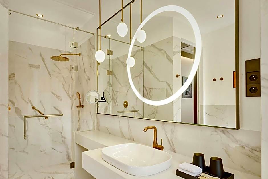 Hotel Verte, Warsaw, Autograph Collection