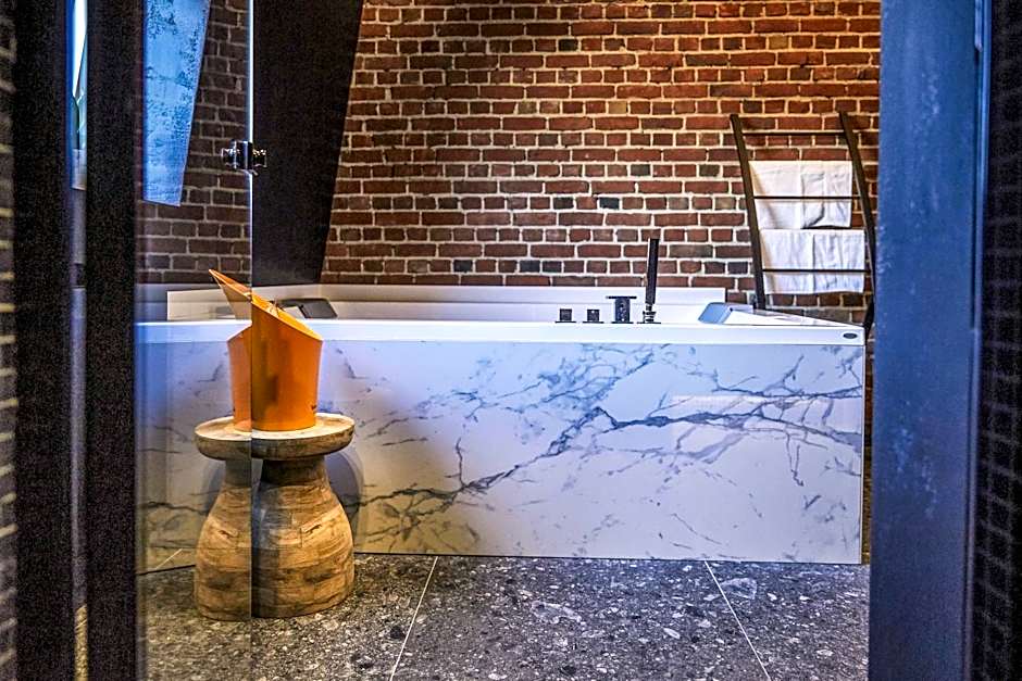 Hotel ONIRO - Luxury Rooms & Wellness Suites