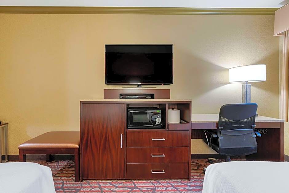 Best Western Plus Brookside Inn