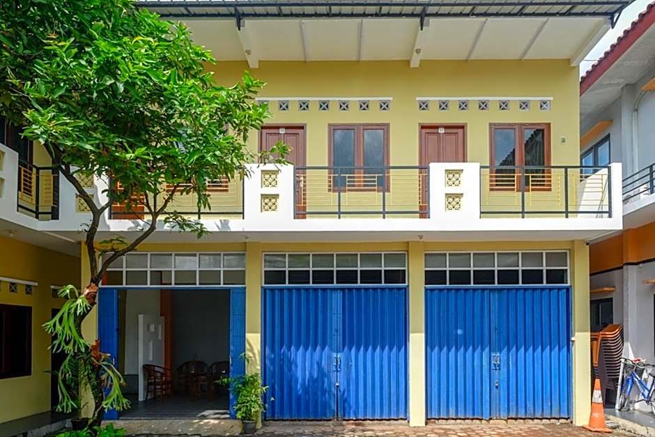 RedDoorz Syariah near Exit Tol Krapyak Semarang