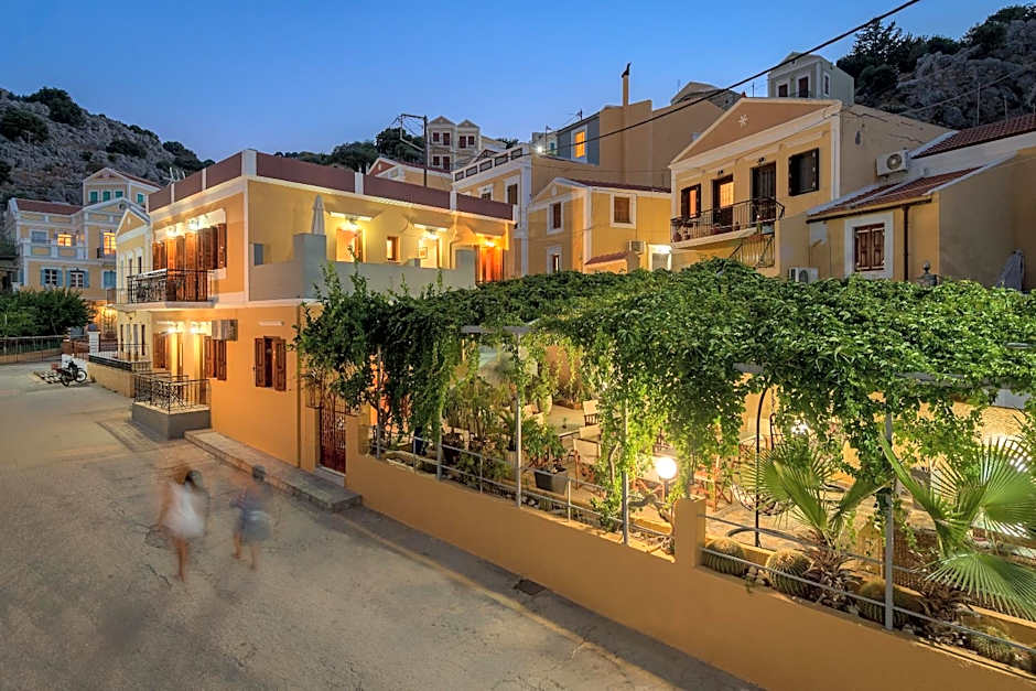 Grace Hotel & Studios