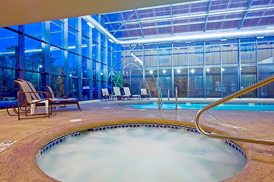 Holiday Inn Express & Suites Absecon-Atlantic City Area By IHG