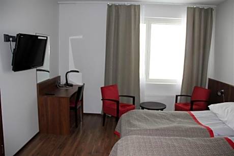 Twin Room with Sauna