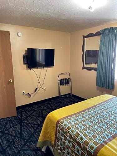 Rodeway Inn & Suites Riverton