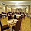 Hotel Camelot
