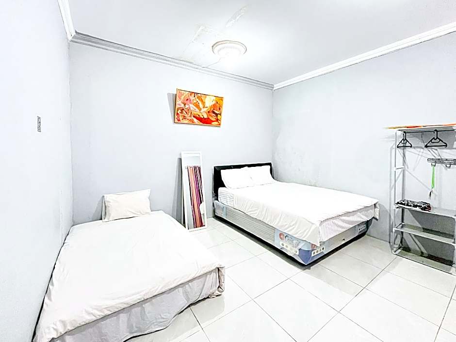 Q-Five Guest House YIA Kulon Progo Mitra RedDoorz