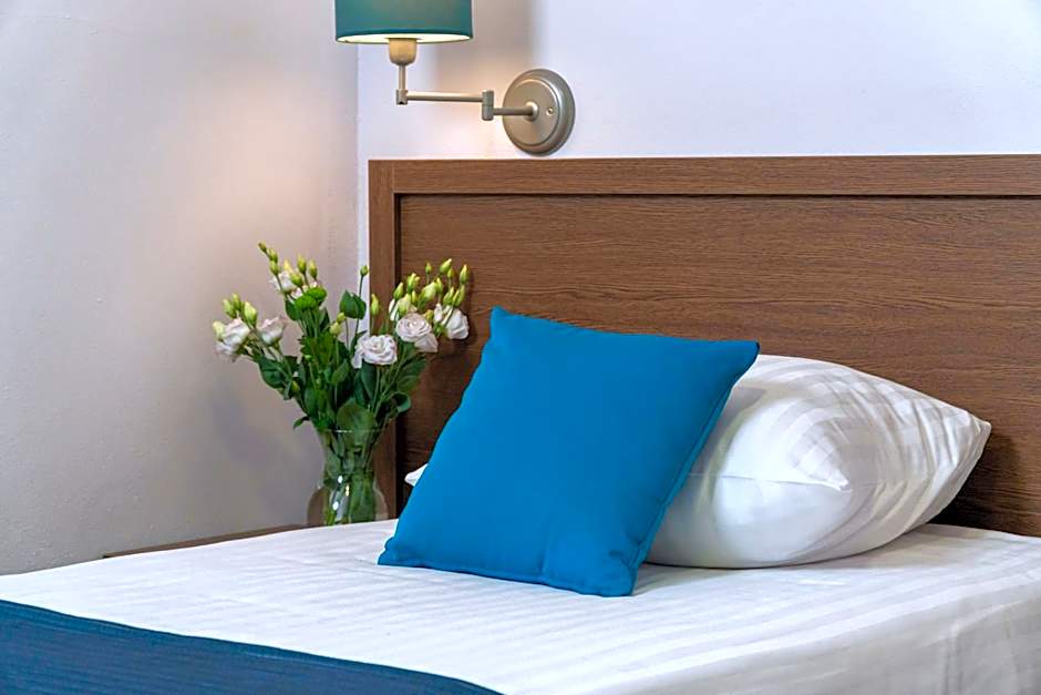 HOTEL CICHA WODA NIEPORĘT