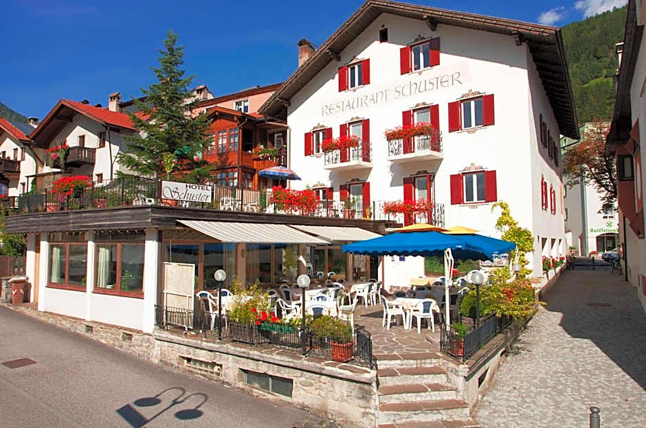 Hotel Schuster