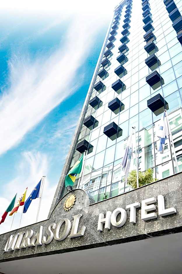 Mirasol Copacabana Hotel