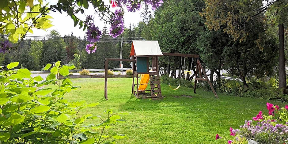 Motel Des Pays D'En Haut