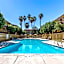 Quality Inn & Suites Bakersfield