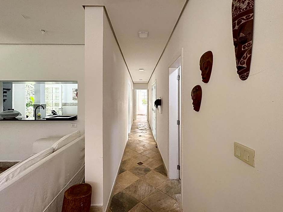 Casa com piscina privativa a 100m da Praia de Paúba