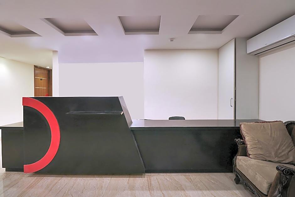 Capital O Hotel 24 Plus