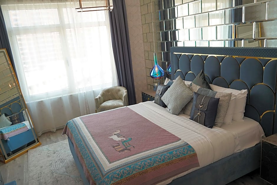 Photo 1 of 2 of Premium 1 Bedroom Direct Sea View - Beach Access for 2 Included