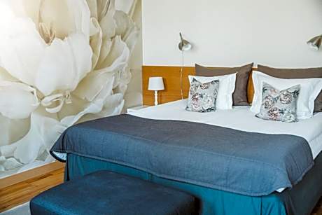 Executive King Suite - Non-Smoking