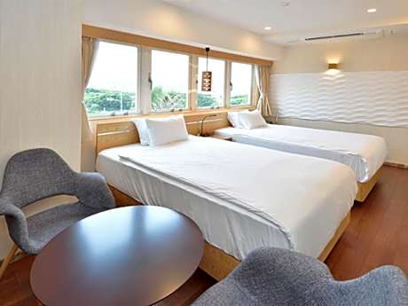 Grand Twin Room with Enoshima View - 4th Floor - Non-Smoking