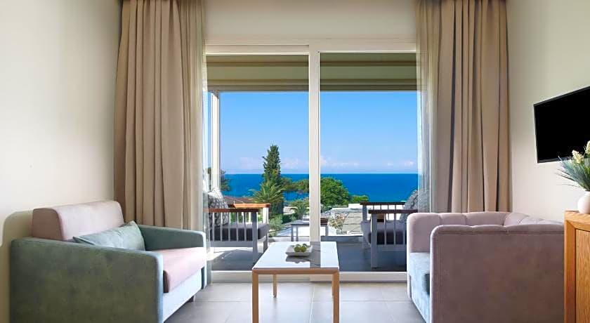 Alexandra Elegance Bridging Generations