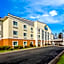 Days Inn & Suites by Wyndham Union City
