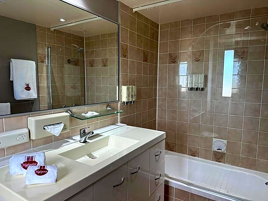 Highpoint International Hotel