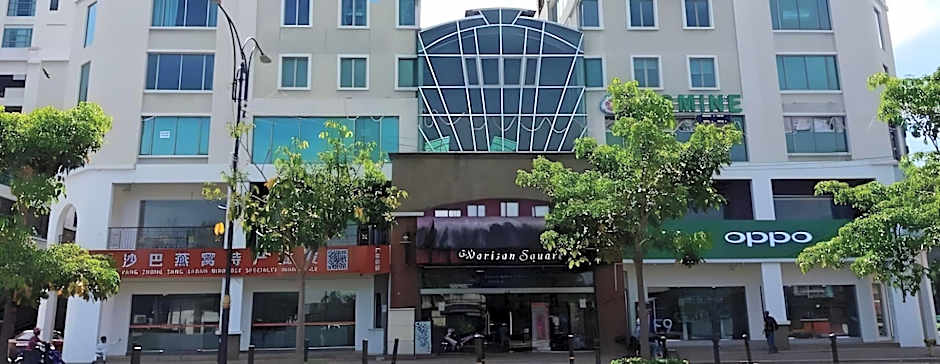 Homy Seafront Hostel