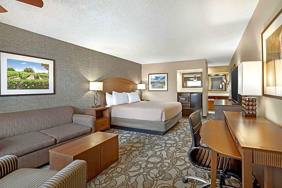 Best Western Plus Black Oak