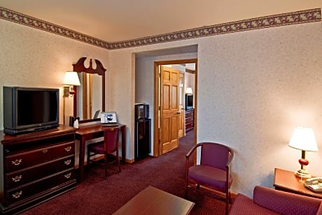 2 Queen Beds Suite Nonsmoking