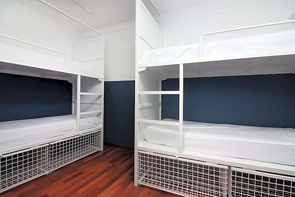 Feel Hostels City Center