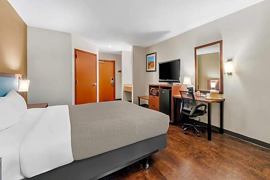 Quality Inn Laredo - Nuevo Laredo