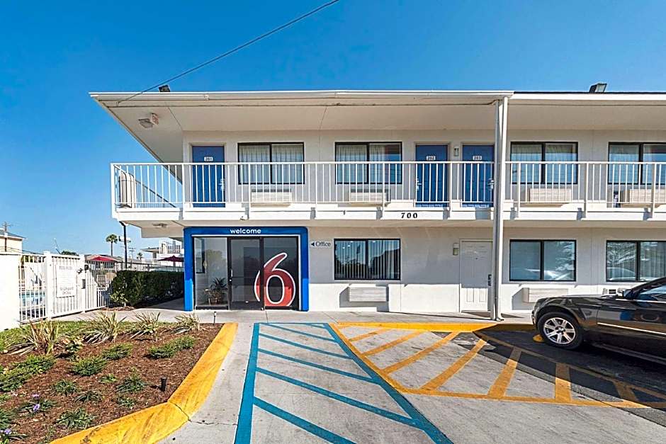 Motel 6-Mcallen, TX