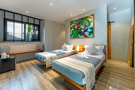 Twin Room with Private Bathroom