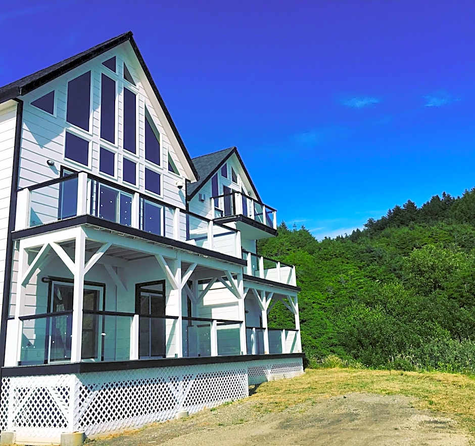 The Castle Inn of the Lost Coast