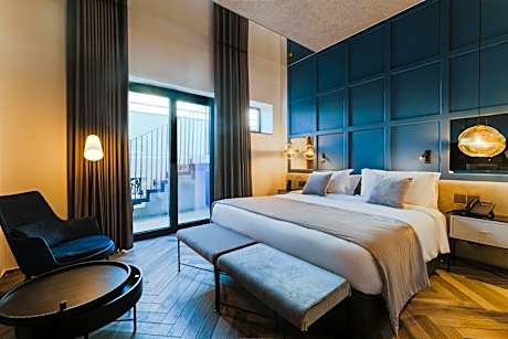 Superior Double or Twin Room with City View