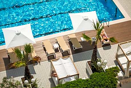 HR Resort