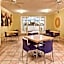 La Quinta Inn & Suites by Wyndham West Palm Beach - Florida Turn