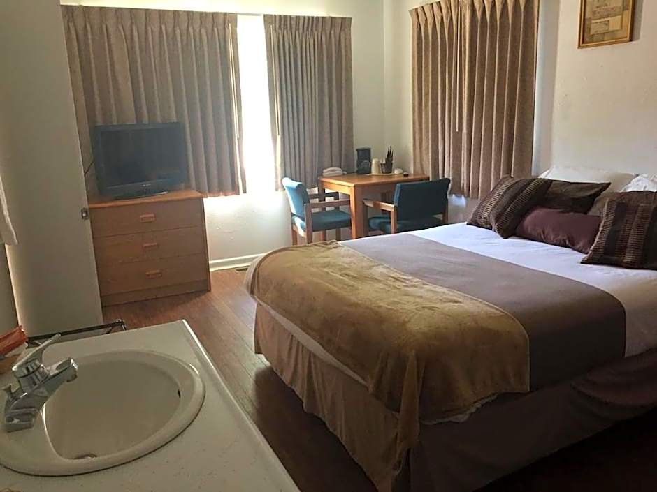 The Brookside Motel by Belvilla Keystone Near Mt.Rushmore