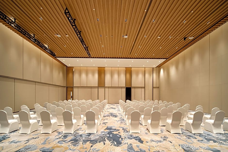 Crowne Plaza Zunhua Hot Spring Town By IHG