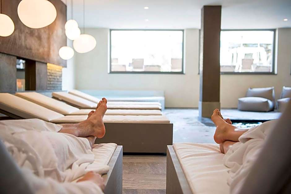 Heidi & Edith Family Aparthotel