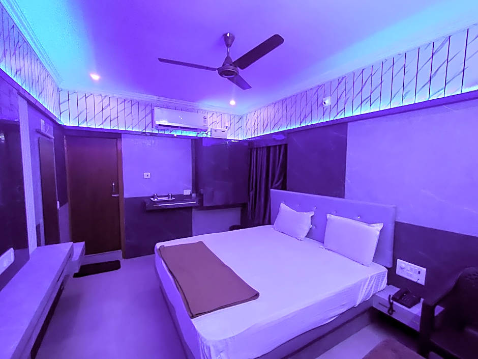 Hotel Govind Heights