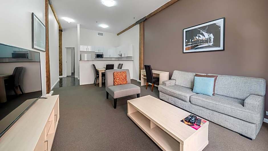 Oaks Sydney Goldsbrough Suites