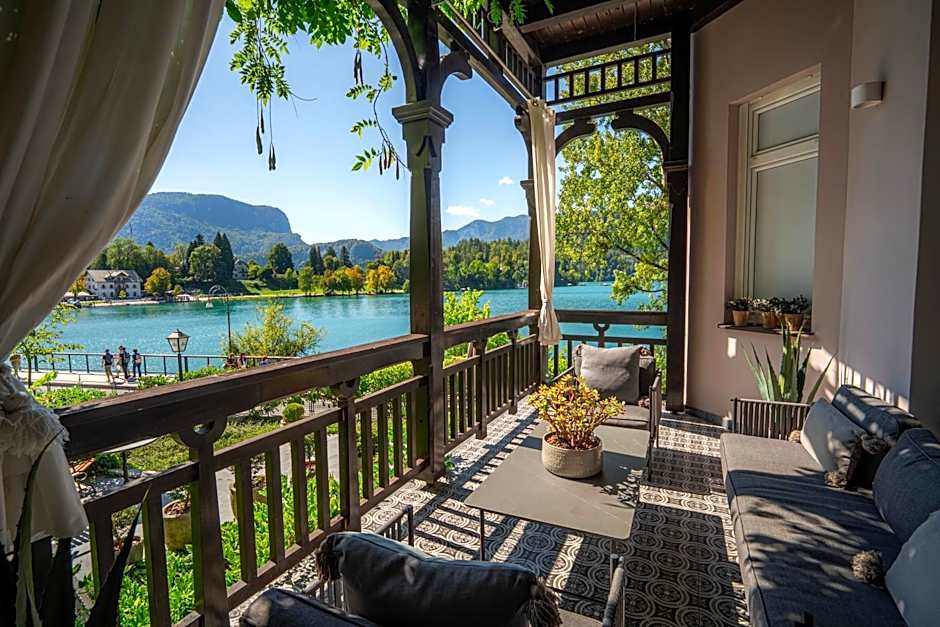 Adora Luxury Hotel