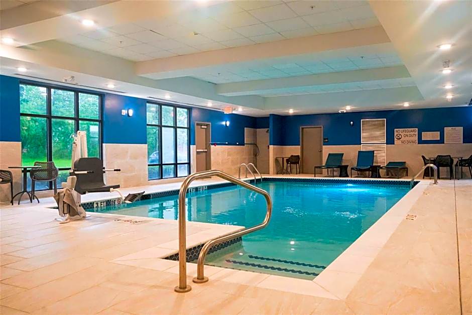 Hampton Inn By Hilton Gonzales