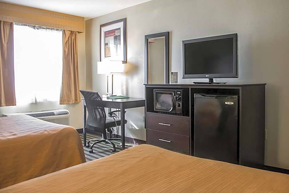 Quality Inn & Suites Loves Park near Rockford
