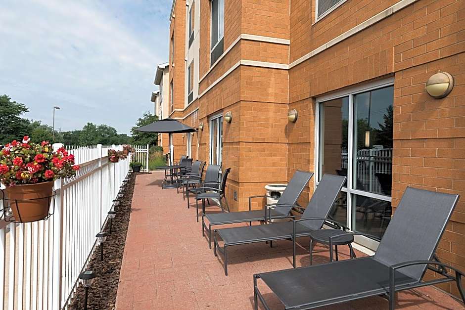 Fairfield Inn & Suites by Marriott Milwaukee Airport