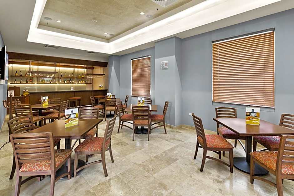 Hotel Aeropuerto Los Cabos