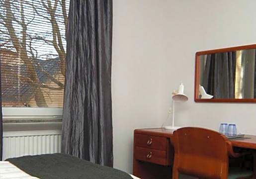 Hotel Aveny Bed & Breakfast